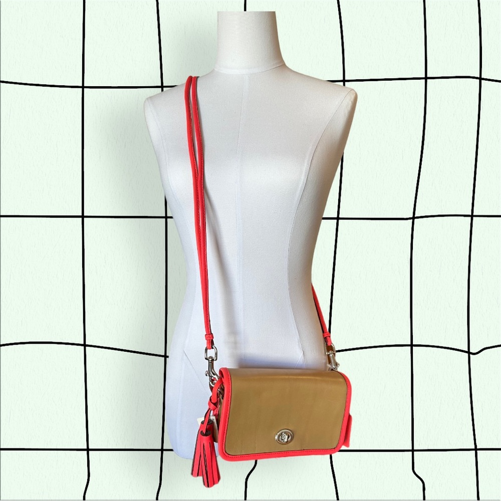 Coach Archive Crossbody - Picture 2 of 9